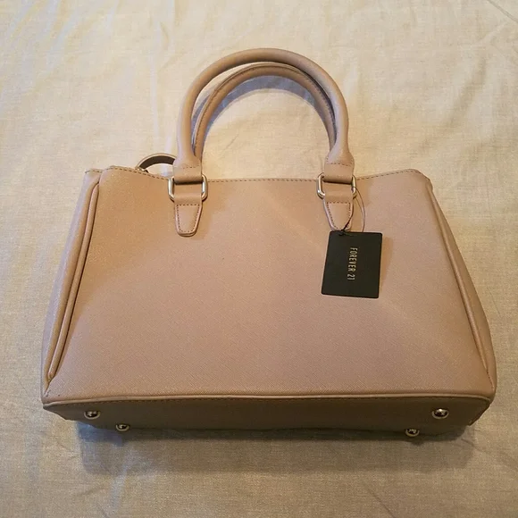 PRETTY BEIGE HANDBAG - Picture 2 of 6